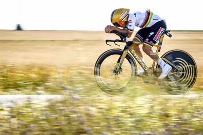 Evenepoel abandona o Tour; era o terceiro da geral