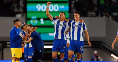 Defesa poderá ter novidades: o onze provável do FC Porto