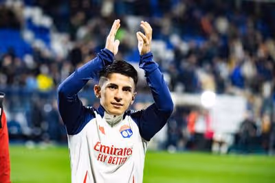 Thiago Almada falha apresentação no Lyon