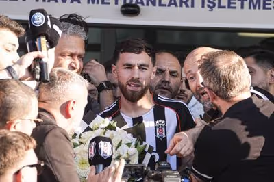Besiktas anuncia data de apresentação de Kokçu... e há regras!