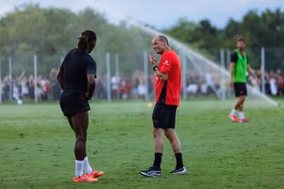 Allegri pede a Rafael Leão que bata recordes