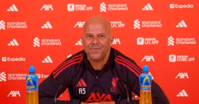 Arne Slot defende Man. United: «O início deles é melhor do que a tabela sugere»