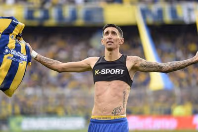Golo e lesão: a reação de Di María à reestreia no Rosario Central