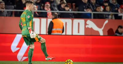 Ter Stegen operado com sucesso mas com o Mundial em dúvida