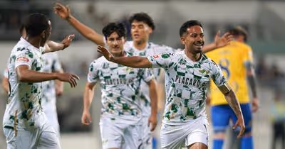 Alanzinho pintou de verde o que parecia... Turk(uesa) (crónica)