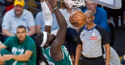 Após triplo e marco em desarmes, Celtics dão gás a Neemias na corrida a prémio da NBA