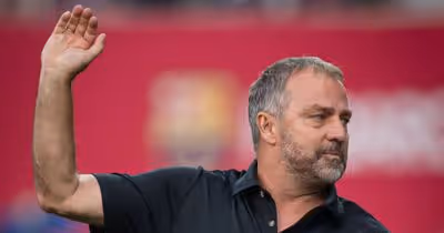 Barcelona: Flick explica gesto polémico após o golo decisivo de Araújo