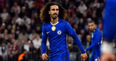 Chelsea 'amarra' Cucurella