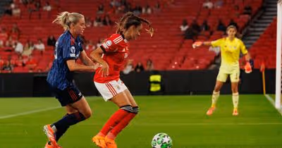 Benfica deu réplica, mas campeãs europeias impuseram-se na Luz