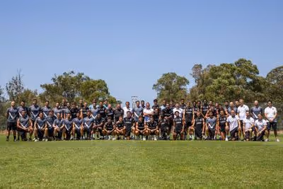 Vitória de Guimarães apresenta plantel em dia especial