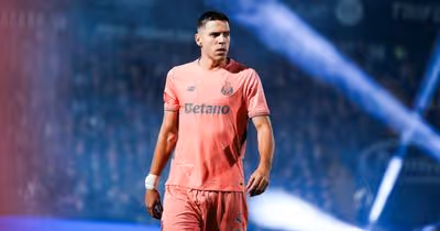 FC Porto: Bednarek eleito o melhor defesa em setembro e outubro