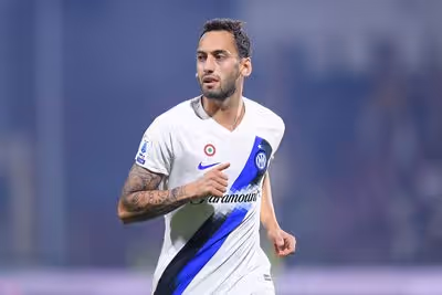 Inter faz ultimato a Çalhanoglu após polémica