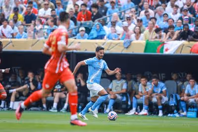 Mercado: Galatasaray tentou Bernardo Silva, mas vai levar outro médio do Man. City
