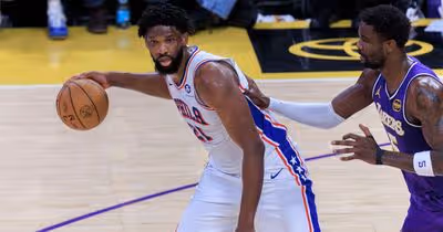 Joel Embiid lesionou-se novamente