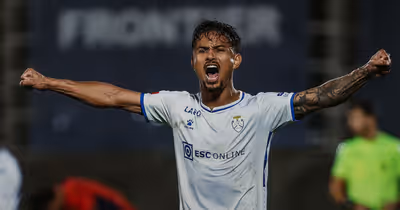 Emoção do início ao fim: Feirense vence dérbi impróprio para cardíacos com sete golos