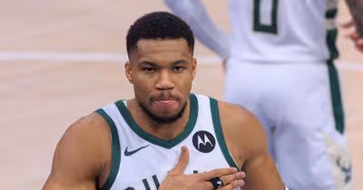 Fim de uma era aproxima-se: Giannis pronto para deixar os Bucks