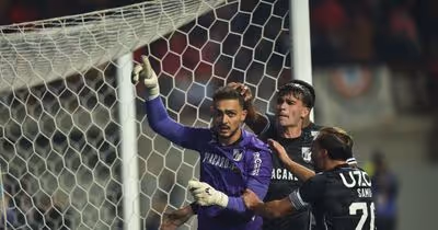 De herói em herói, a dar tudo, até à conquista final (crónica)