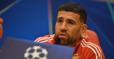 Otamendi finta futuro no Benfica e explica episódio dos adeptos no Seixal