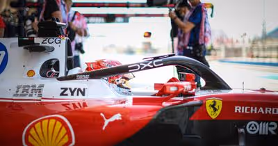 Leclerc coloca Ferrari no topo no segundo dia de testes no Bahrein