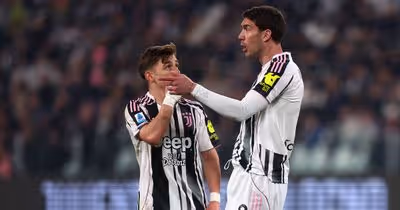 Fumo branco à vista? Pai de estrela da Juventus em Turim para acelerar renovação
