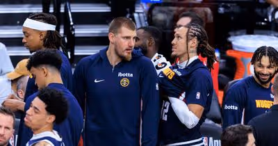 Vitória fácil dos Nuggets sobre os Warriors na ausência de Steph Curry
