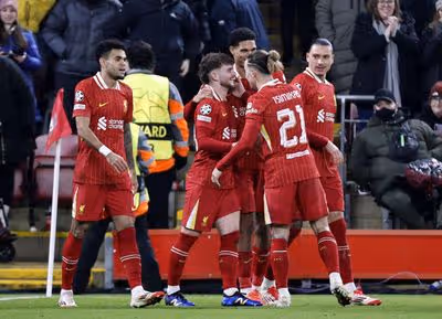 Mercado: Leverkusen prepara 'vingança' e olha para dois jogadores do Liverpool