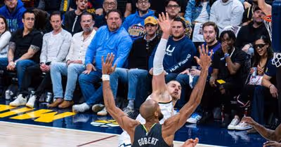 Cavaliers e Nuggets abrem 'play-offs' da NBA com vitórias