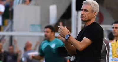 Luís Castro vai disputar a sua primeira final pelo Grêmio