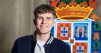 «Atlético Madrid e Betis lutaram até ao último minuto por Oskar Pietuszewski»