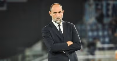Mercado oficial: Tottenham apresenta novo treinador