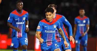 Alverca: Alex Amorim seguido por gigantes num mercado que será agitado