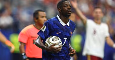 Duras críticas a Dembélé: «Ou é um craque ou parece um amador»