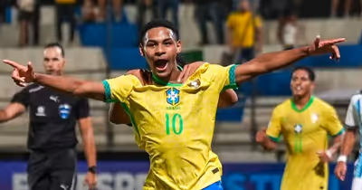 Man. City prepara oferta milionária por jovem de 16 anos de Abel Ferreira