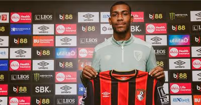 Mercado oficial: Bournemouth 'substitui' Semenyo com ex-alvo do FC Porto