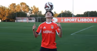 Promessa do Seixal assina contrato profissional com o Benfica