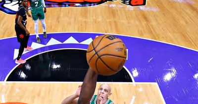 Duplo-duplo de Neemias na vitória dos Celtics em Toronto