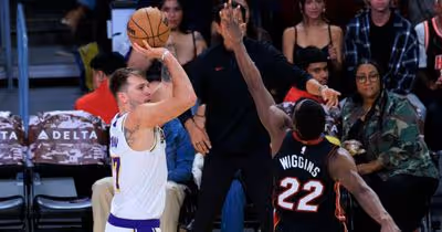 Lakers vencem novamente e Oklahoma City Thunder seguem invencíveis