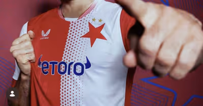 Polémica em Praga: Slavia gozou com Lewandowski e... deu-se mal