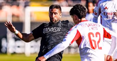 Benfica B volta a mexer com contas da subida