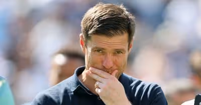 Por um fio: Xabi Alonso com lugar em risco no Real Madrid