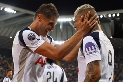 PSG supera Tottenham nos pênaltis e conquista Supercopa