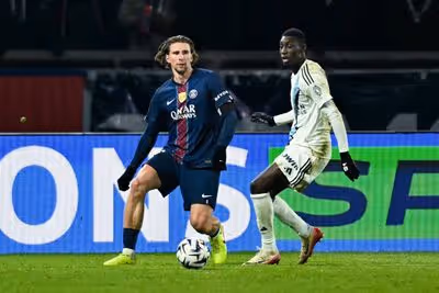 Paris Saint-Germain derrota Paris FC em primeiro confronto desde 1978