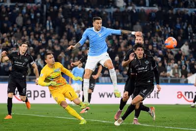 Official: Lazio sell Vecino to Celta Vigo, wait for Nuno Tavares buyer