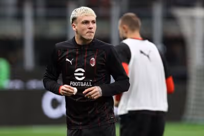 Alex Jimenez refuses to rule out Milan return despite being snubbed for no.2 shirt