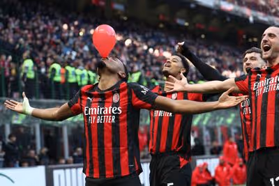 Serie A | Milan 3-0 Verona: London Buses for Nkunku as Rossoneri go top