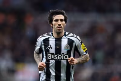 Top Premier League clubs chase Tonali as Newcastle asking price blocks Juventus