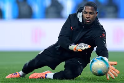 Milan face one last obstacle to extend Maignan’s contract