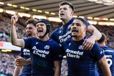 Sizzling Scotland stun France by scoring 50 on them and ignite bid to win first ever Six Nations crown
