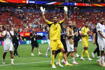 Cape Verde’s 40-year-old goalie Vozinha becomes World Cup sensation after stunning effort vs. Spain
