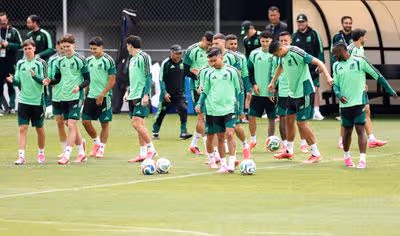 Mexico fans upset Team Ecuador with sleep deprivation tactics before World Cup showdown